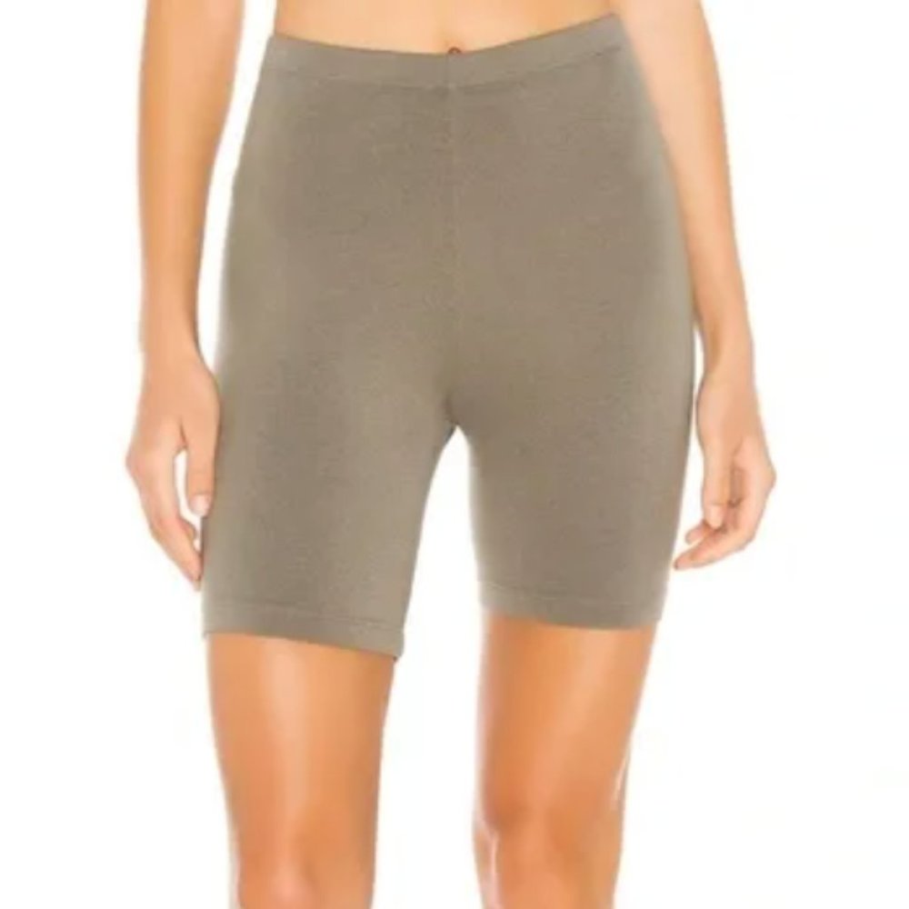 COTTON CITIZEN Milan Biker Short in Moon Rock